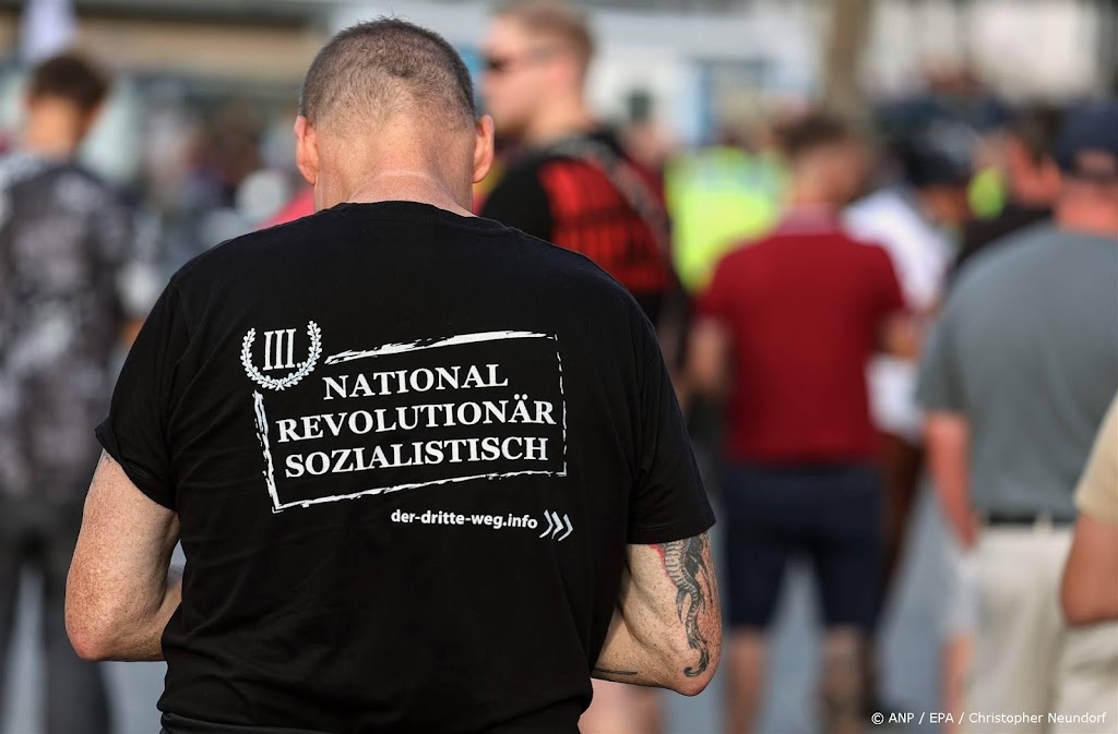 Inval bij Duits neonazistisch vechtevenement met Nederlanders