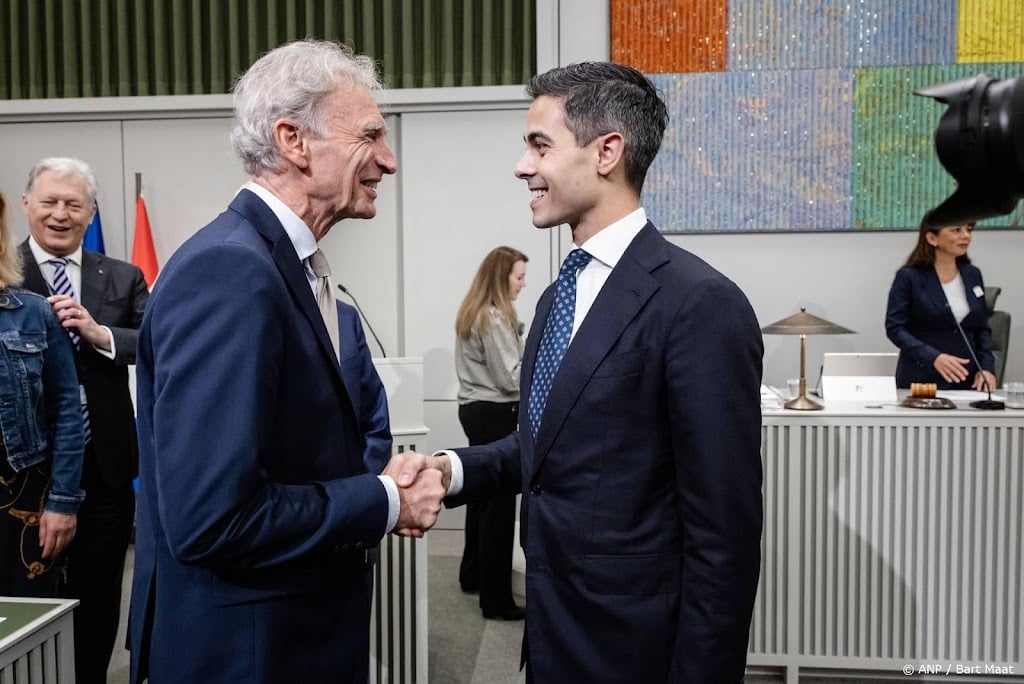 Rosenmöller noemt kabinet tot nu toe 'waardeloze vertoning'