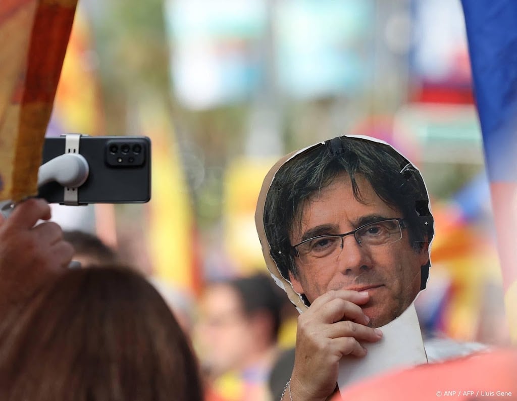 Spaans Hooggerechtshof trekt arrestatiebevel Puigdemont in