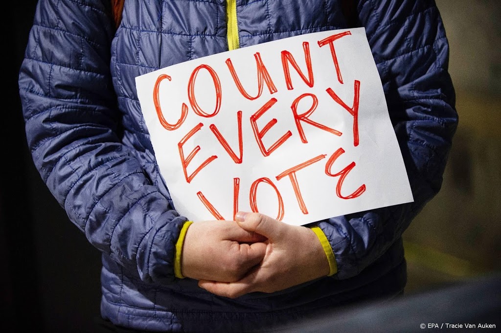 Nog honderdduizenden stemmen te tellen in Pennsylvania