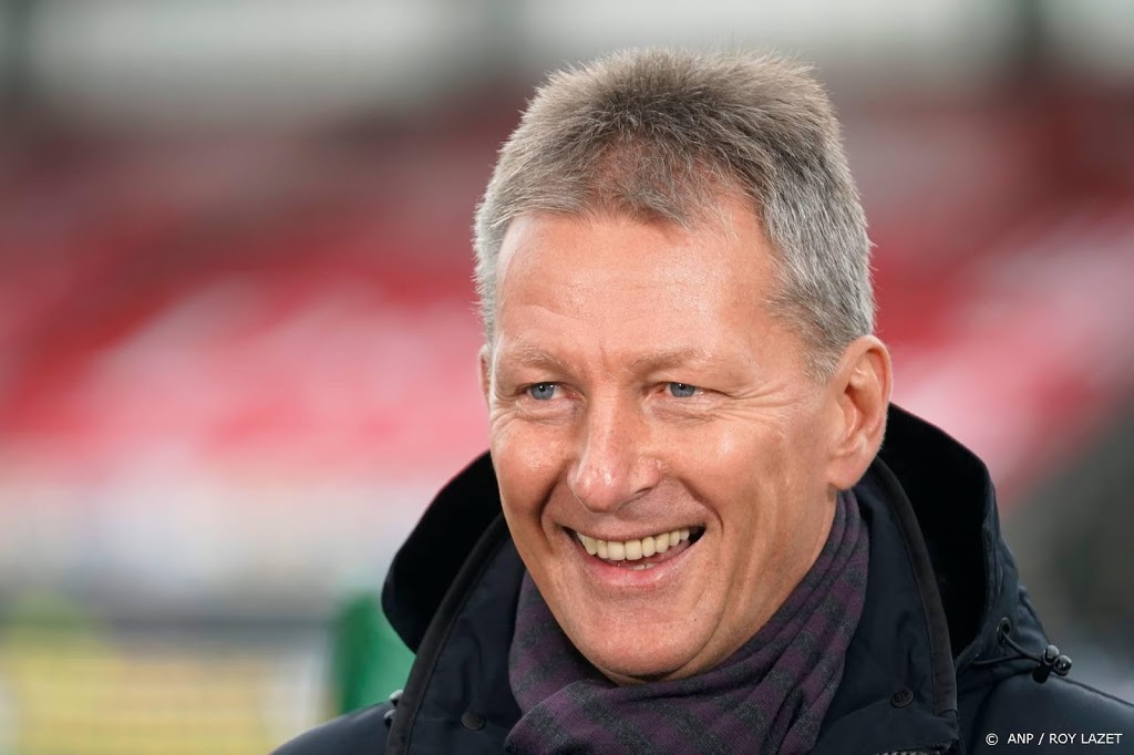 Trainer Wormuth na negatieve test terug op de bank bij Heracles