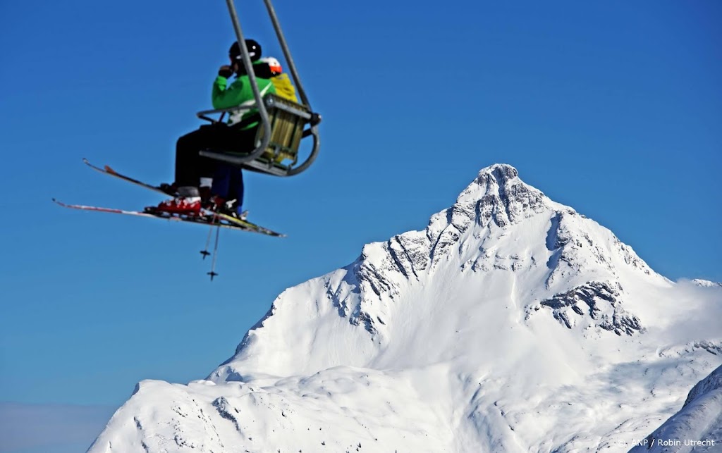 Frankrijk voert mondkapjesplicht in voor skiliften