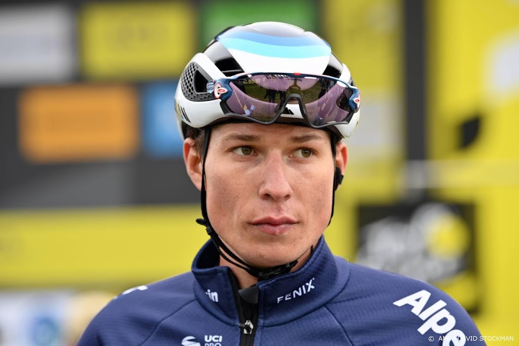 Philipsen verslaat Tourwinnaars Vingegaard en Thomas in Saitama