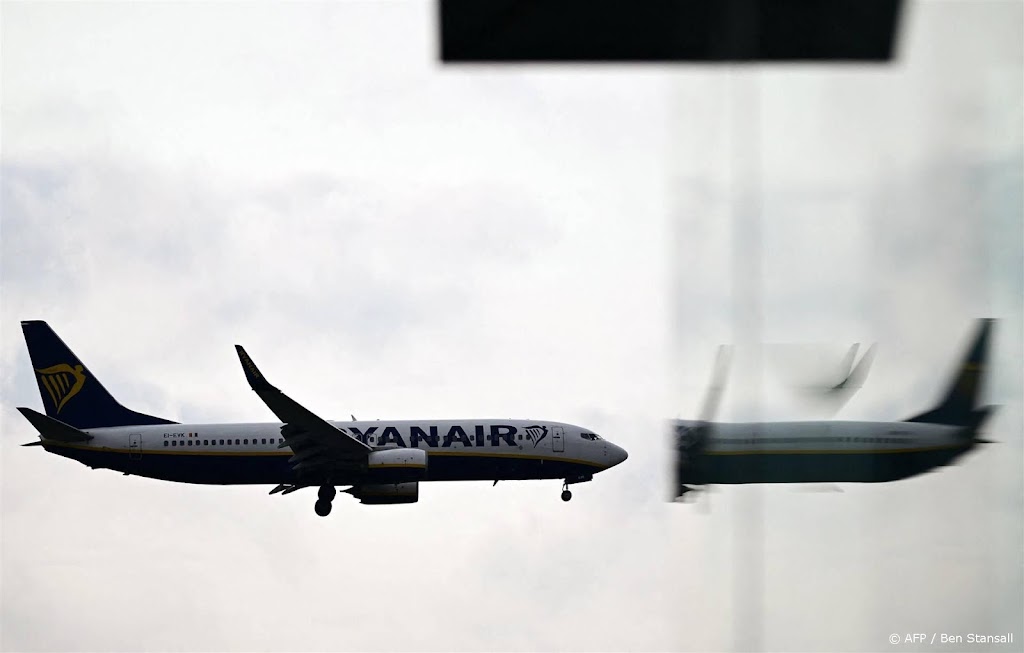 Ryanair vervoert meer passagiers tegen hogere ticketprijzen