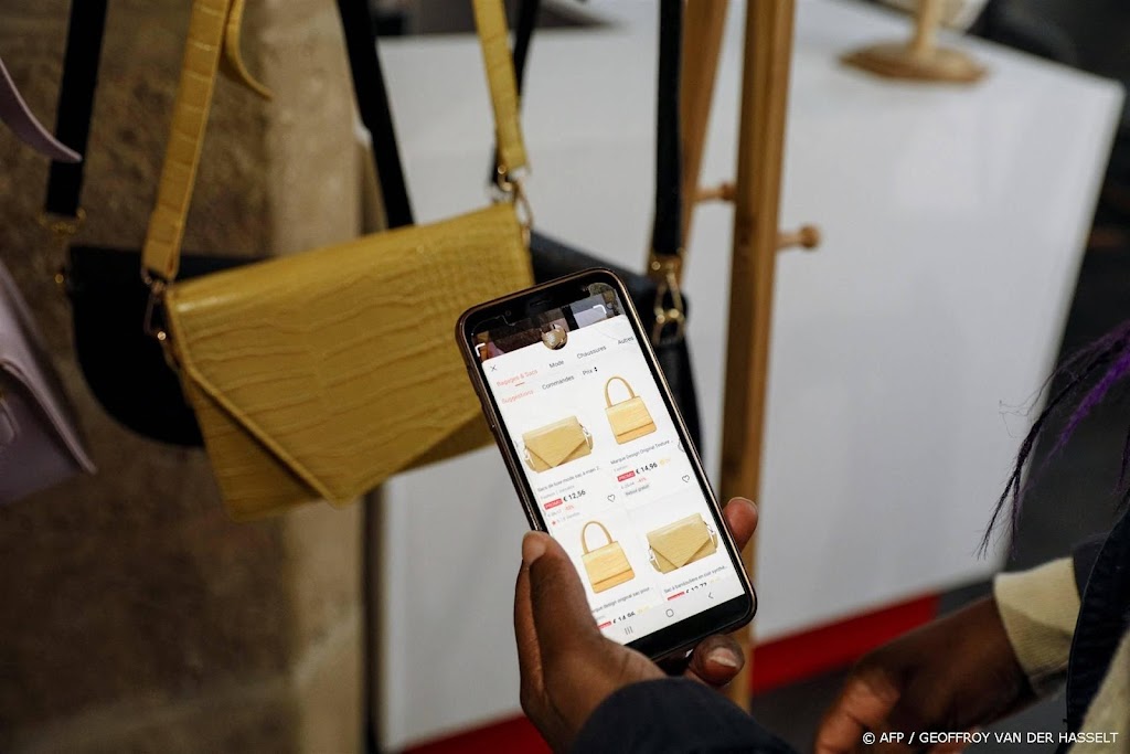 PostNL ziet Nederlanders vaker in Azië shoppen door inflatie