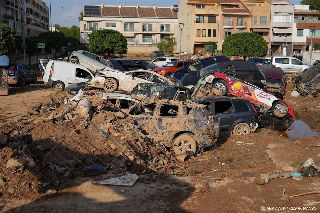 Competitieduel Valencia opnieuw uitgesteld om overstromingen