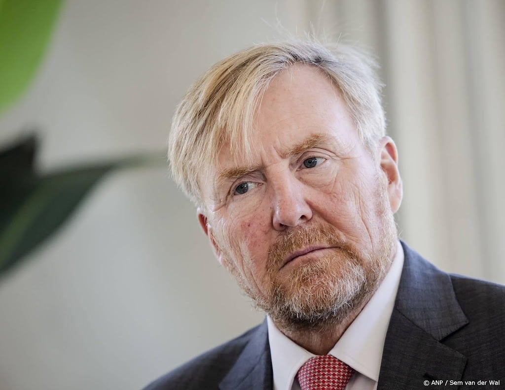 Actiegroep: koning moet opstaan voor chanoekaconcert 