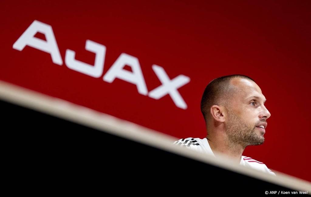 Supportersvereniging treurt om vertrek 'echte clubman' Heitinga