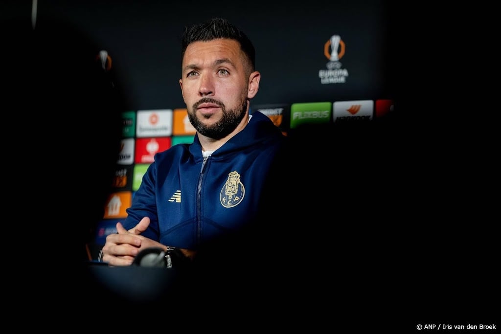 Voormalig Ajax-trainer Farioli: blij om coach van Porto te zijn