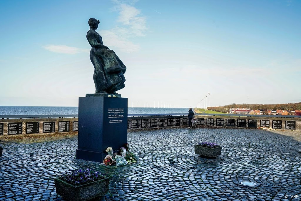 Uitvaart van twee bemanningsleden kotter Urk