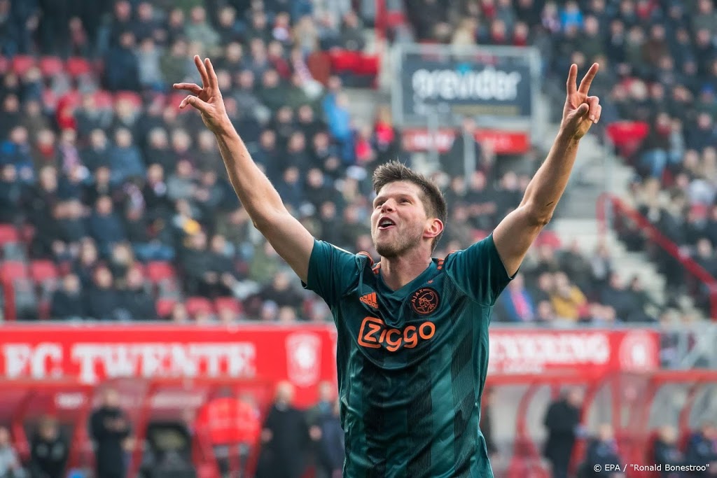 Ajax met Lang en Huntelaar tegen Willem II
