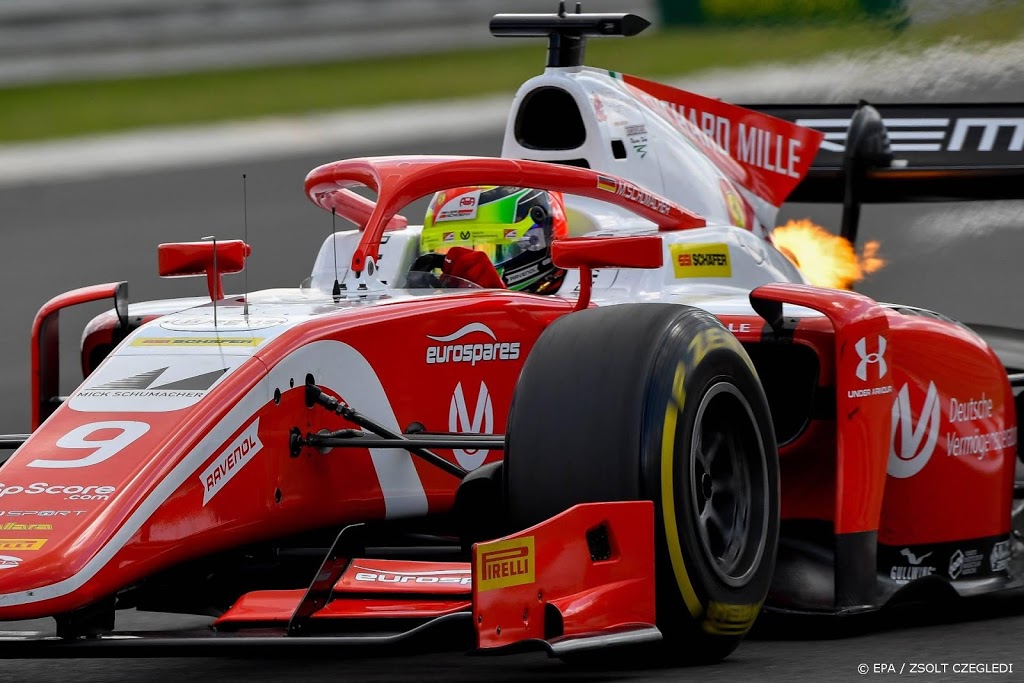 Mick Schumacher kroont zich tot kampioen Formule 2