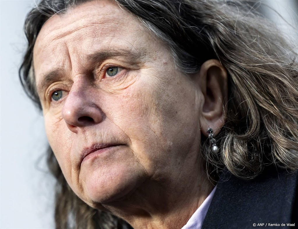Kabinet trotseert Kamer en geeft notitie asielnoodrecht niet vrij