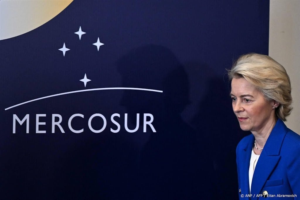 Von der Leyen gaat niet naar heropening Notre Dame 