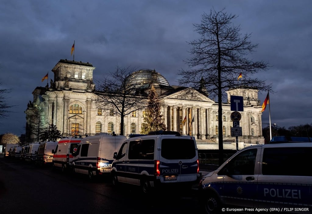 Duits parlement onderzoekt veiligheid na bestorming VS