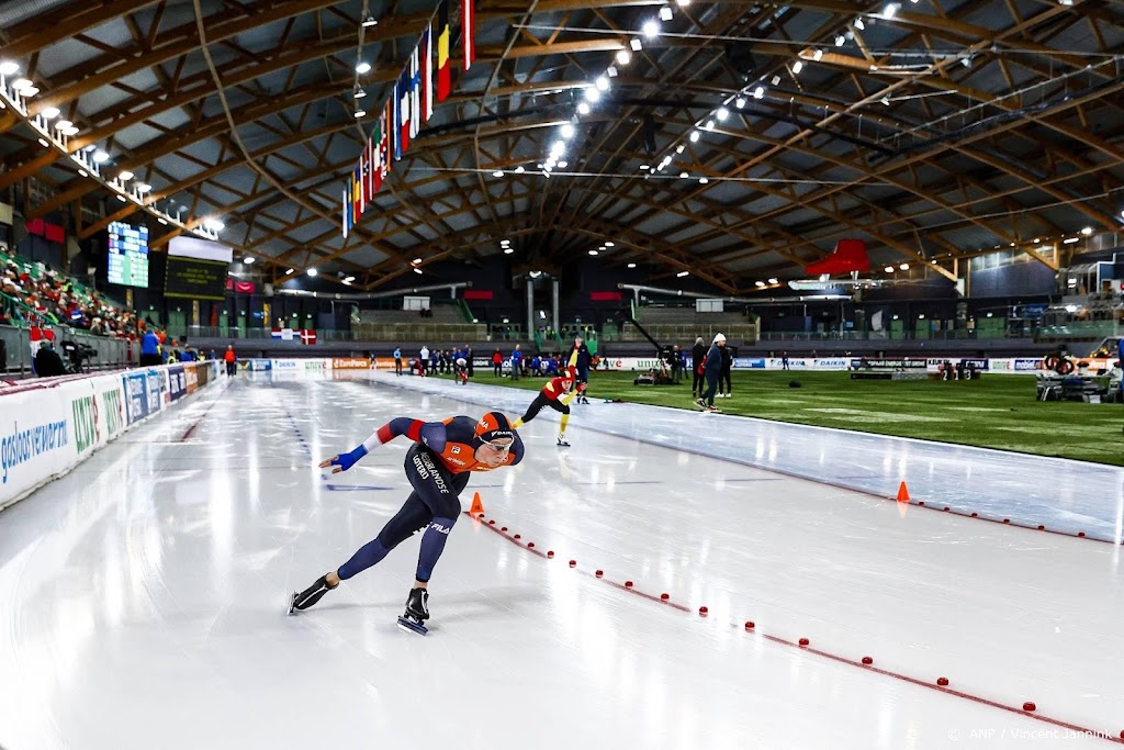 Scheperkamp wint 500 meter en pakt leiding op EK sprint