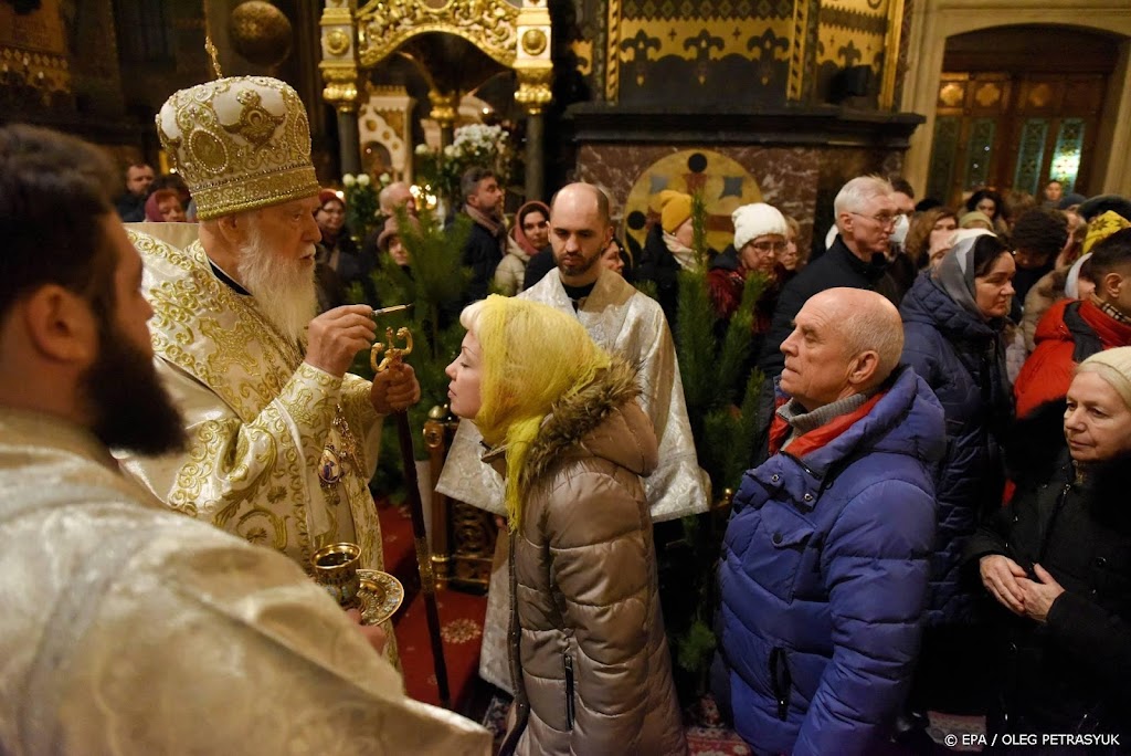 Nieuwe Oekraïense kerk viert kerst in Holenklooster van Kiev