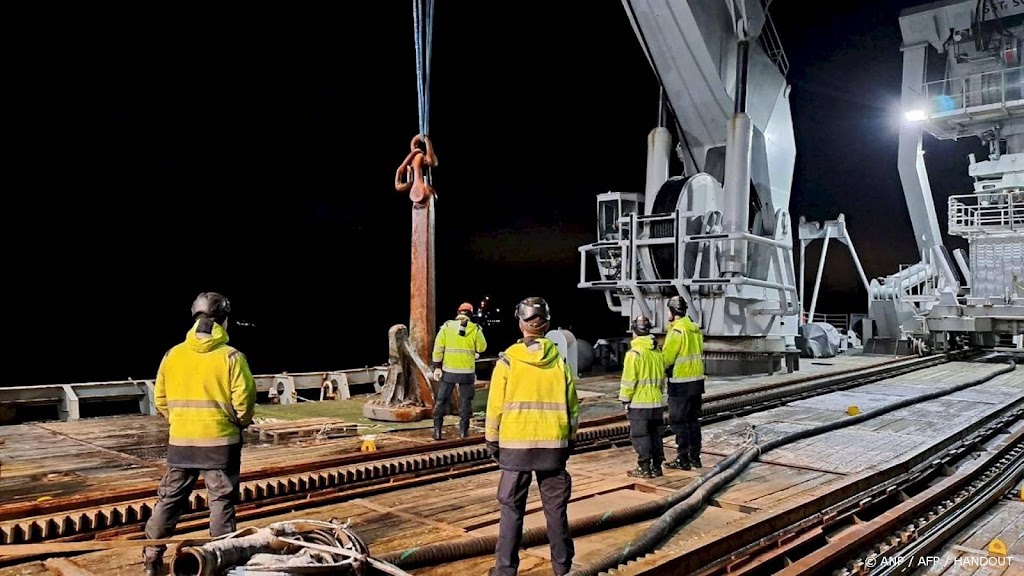 Finland bergt anker van vermeende sabotage op Oostzee