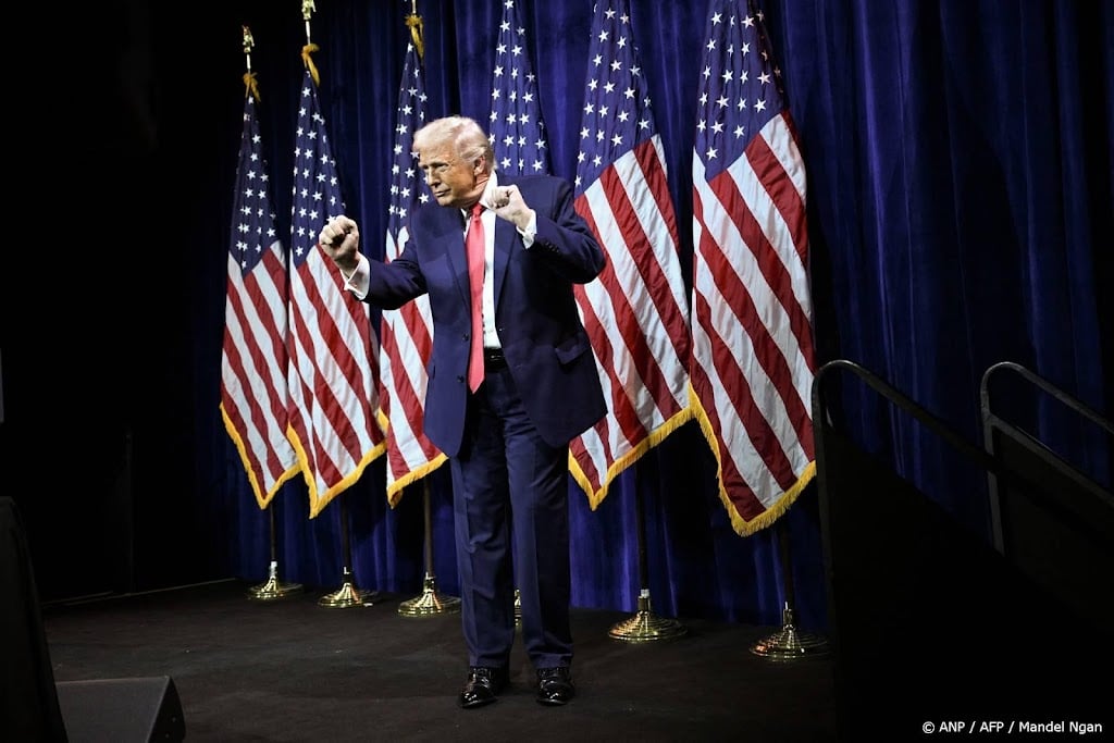 Trump: Venezuela draagt 30 tot 50 miljoen vaten olie over aan VS