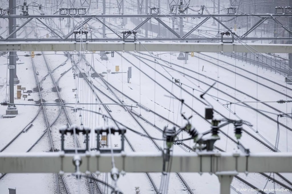 Geen treinverkeer rond Rotterdam en Breda door verstoringen