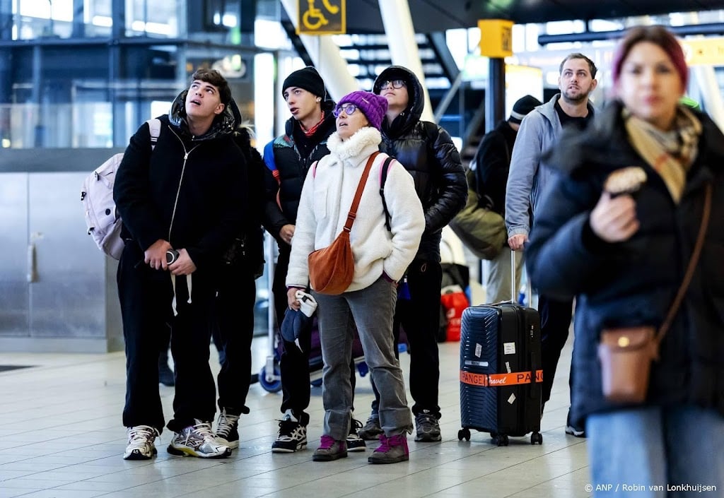 NS rijdt na 12.00 uur nog met uitgeklede winterdienstregeling 