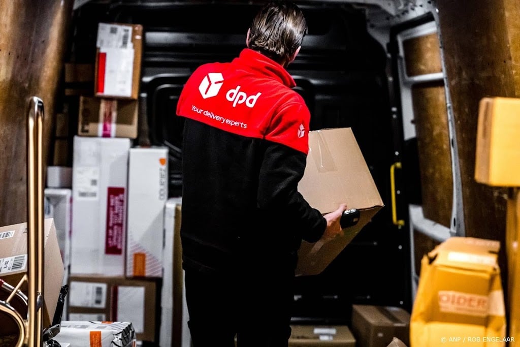 Pakketbezorger DPD bezorgt ook zondag om achterstand in te halen