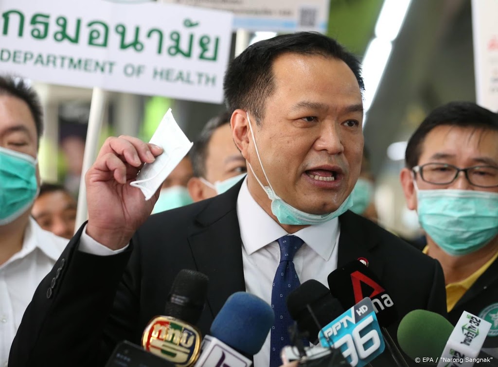 Thaise minister valt uit naar westerse toeristen zonder mondkapje