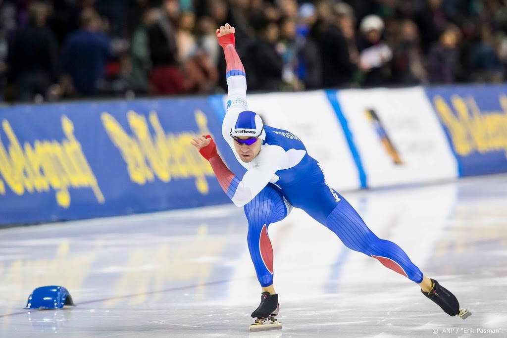 Russische schaatsers heersen in Calgary op 500 meter