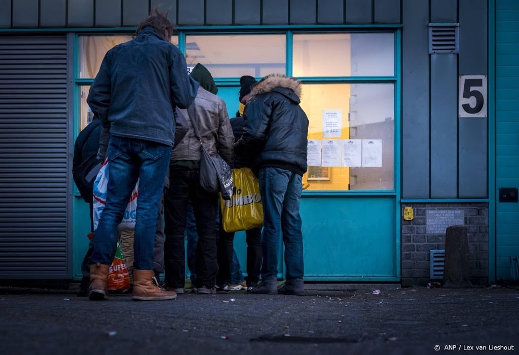Daklozenopvang Amsterdam blijft tot volgende week overdag open