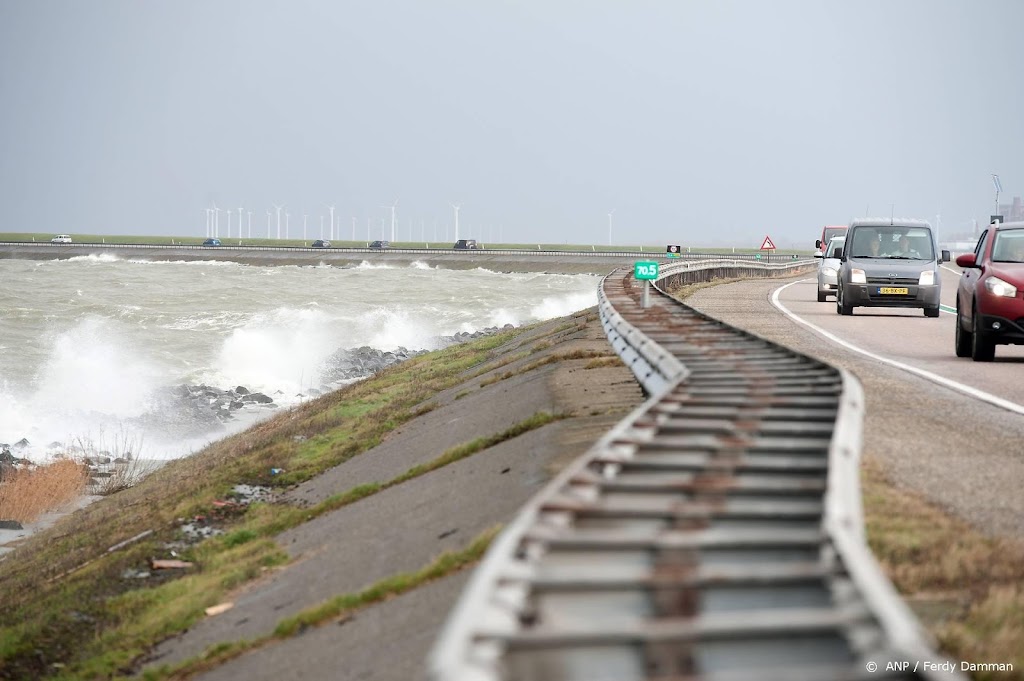 Dijk Lelystad-Enkhuizen weer open voor vrachtverkeer