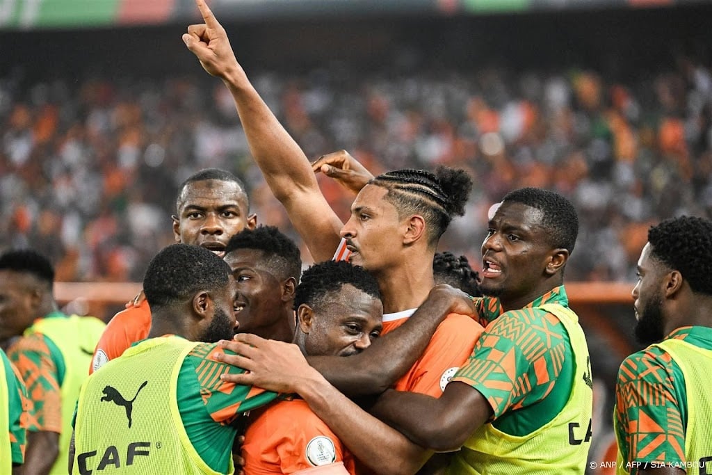 Haller schiet gastland Ivoorkust naar finale Afrika Cup