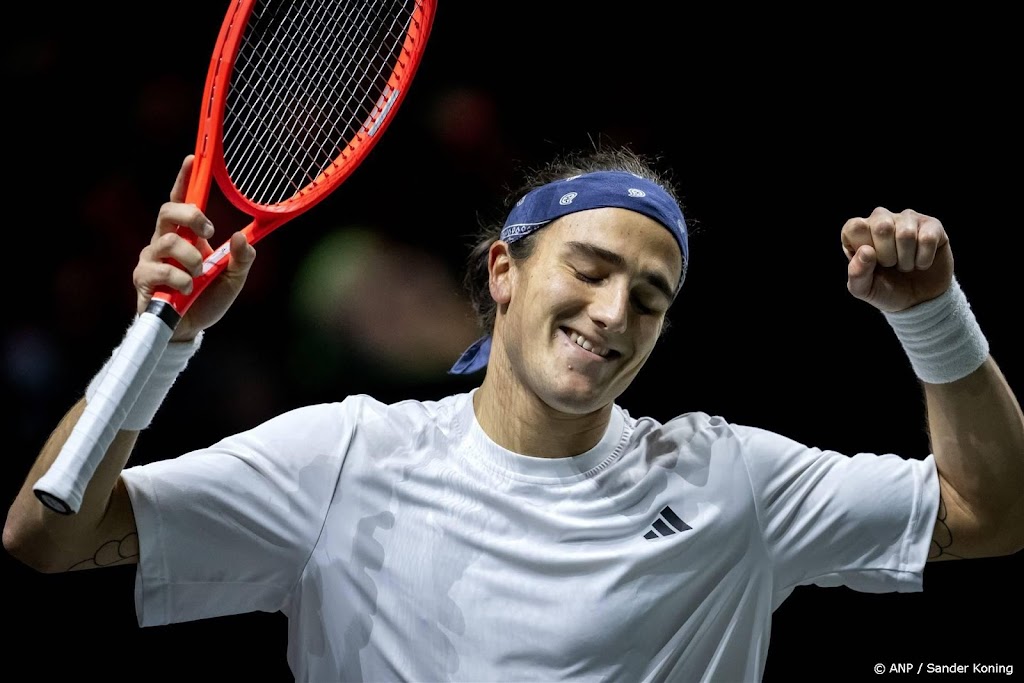 Bellucci zet opmars in Ahoy voort met zege op Tsitsipas