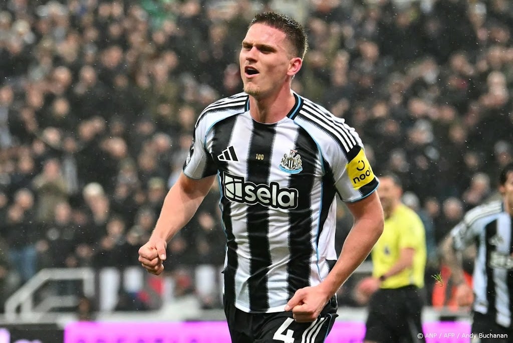 Treffer Botman in jubileumduel niet genoeg voor zege Newcastle