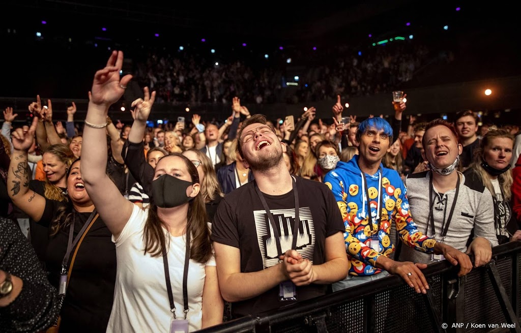 Proefconcert in Ziggo Dome begonnen met Phil Bee