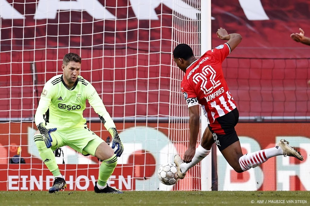 Doelman Stekelenburg en St. Juste in voorselectie Oranje