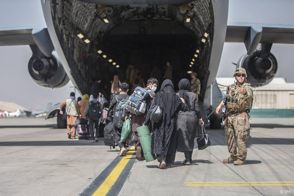 Advocaat: Staat toont onwil door niet evacueren Afghaanse 'fixers'
