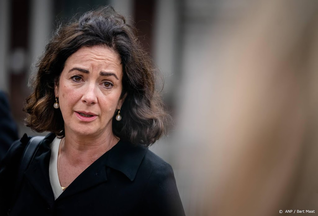 Halsema noemt ingooien ramen Russische supermarkt onacceptabel