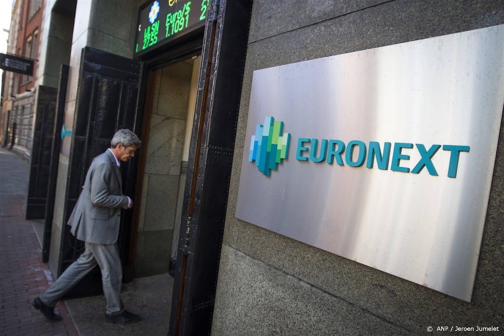 DSM aan kop in afwachtende AEX, ING onderaan