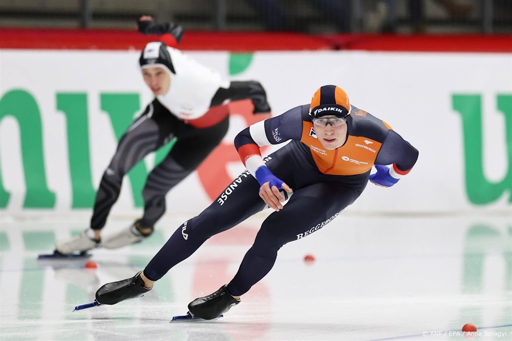 Schaatser De Boo derde na eerste dag WK sprint, Nuis vierde