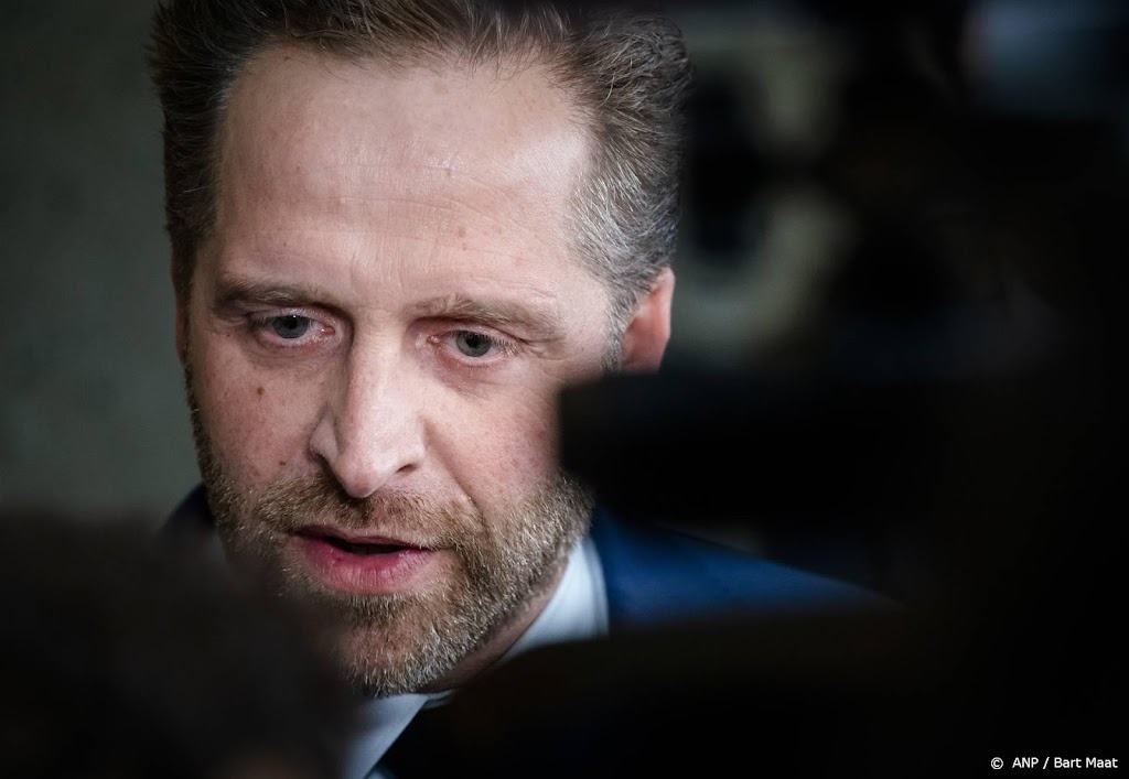 De Jonge wacht zwaar debat over mondkapjesdeal met Van Lienden