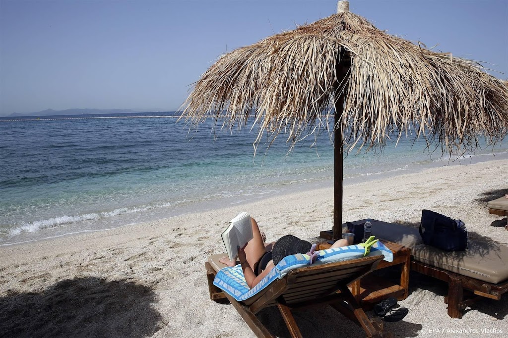 Griekenland maakt honderden stranden rolstoelvriendelijk