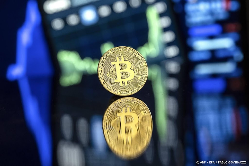 Bitcoin weer ruim onder 80.000 dollar door handelsoorlog