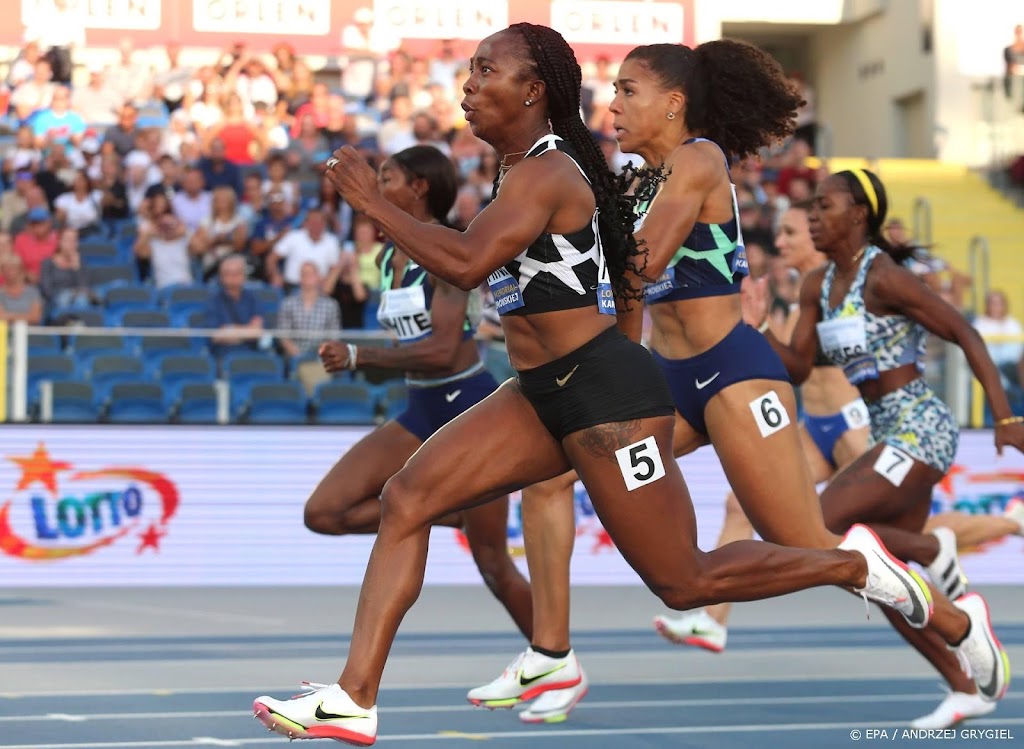 Sprintster Fraser-Pryce loopt snelste seizoenstijd op 100 meter