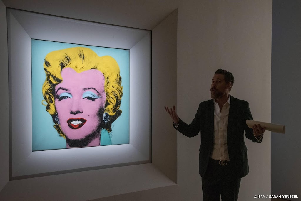 Werk Andy Warhol kan duurste kunstwerk uit 20e eeuw worden