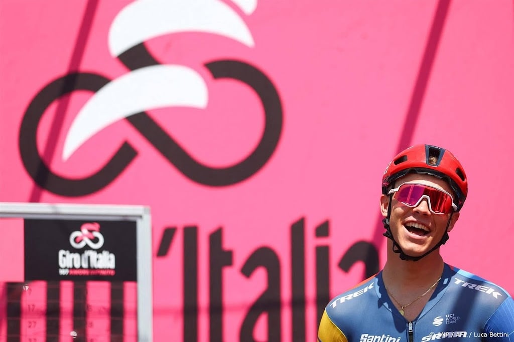 Italiaan Milan sprint naar ritwinst in Giro