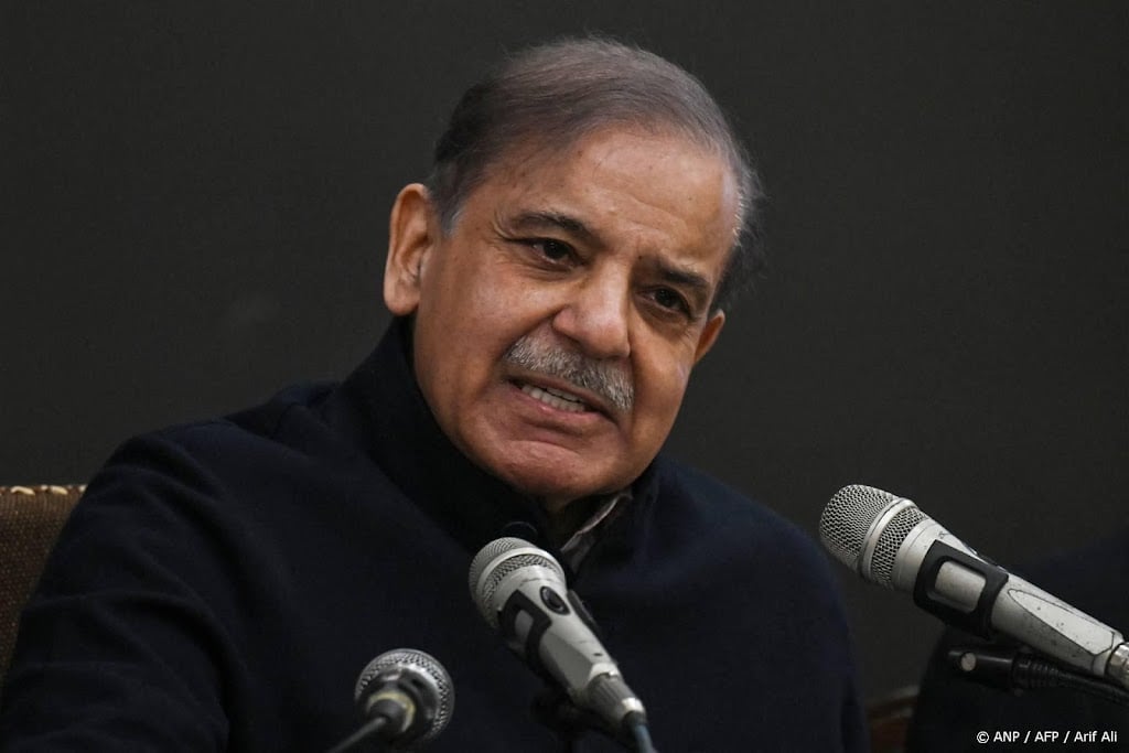 Pakistaanse premier houdt spoedoverleg na aanvallen