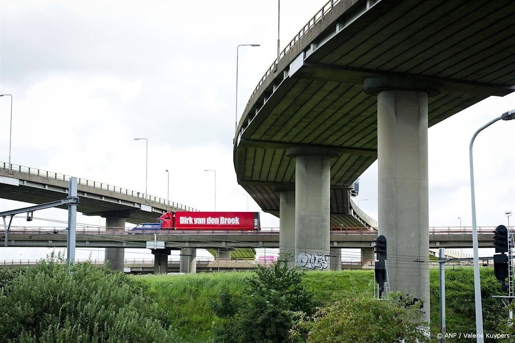 Verkeer kan weer over de A12 bij Prins Clausplein