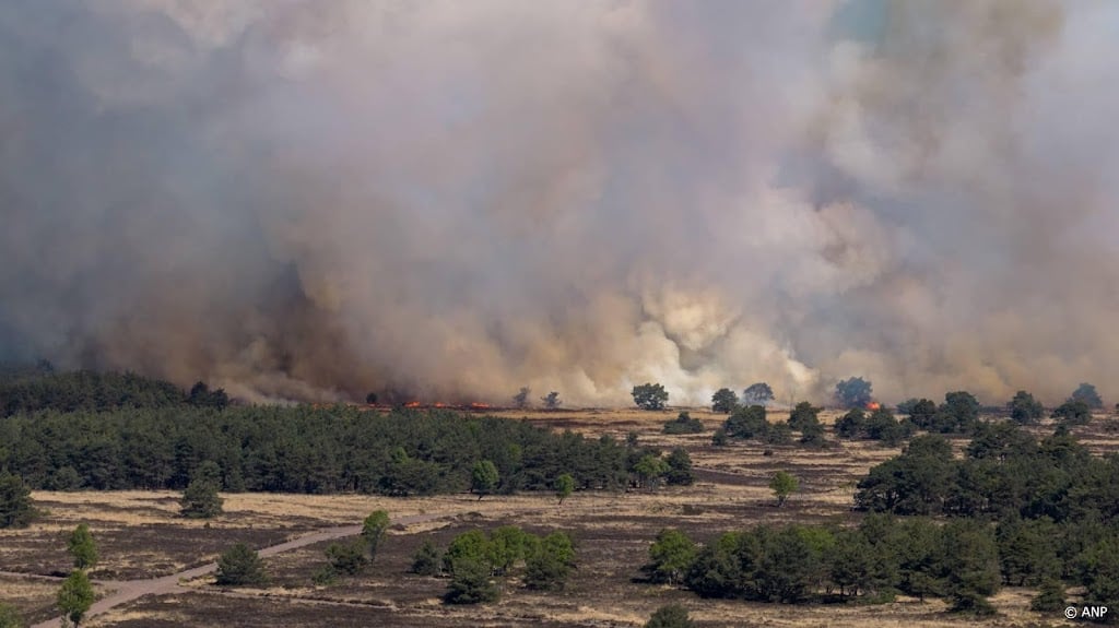 Koninklijke Marechaussee: brand 't Harde door springstof-oefening