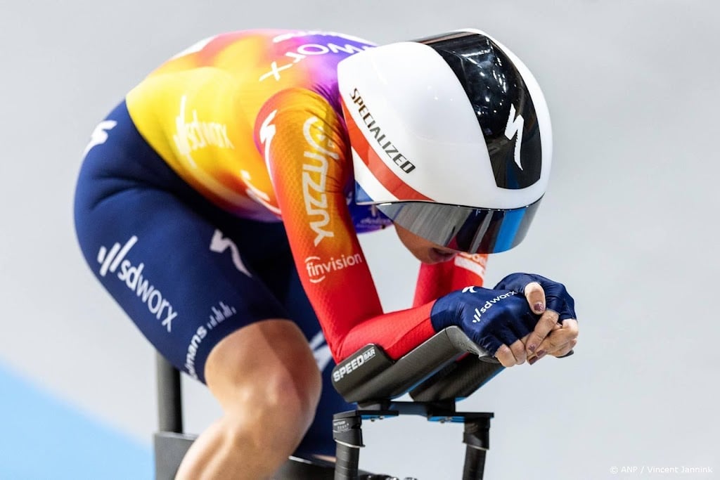 Bredewold pakt ritzege in Vuelta Femenina, Van der Breggen valt