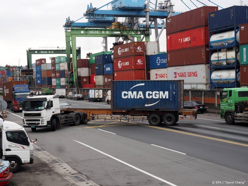 Export China zakte weer weg in mei